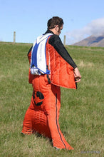 Load image into Gallery viewer, BASE Avian BASE Container: Uncompromising performance for BASE jumping. The Avian BASE Container offers durability and precision for extreme jumps. Engineered for safety and ease of use, it delivers reliable parachute deployment. Experience the pinnacle of BASE jumping gear with the Avian BASE Container
