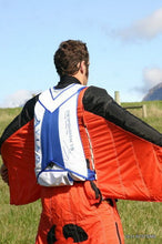 Load image into Gallery viewer, BASE Avian BASE Container: Uncompromising performance for BASE jumping. The Avian BASE Container offers durability and precision for extreme jumps. Engineered for safety and ease of use, it delivers reliable parachute deployment. Experience the pinnacle of BASE jumping gear with the Avian BASE Container
