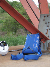 Load image into Gallery viewer, BASE Paragon Container: Secure and reliable equipment for BASE jumping. The Paragon Container ensures safe and efficient parachute deployment in extreme conditions. Designed for BASE jumpers seeking durability and performance. Trust the Paragon Container for your BASE jumping adventures

